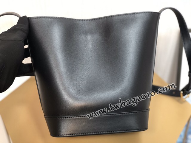 Celine專櫃2023s春夏新品CUIR TRIOMPHE小號繡花光滑牛皮水桶包 賽琳百搭斜挎肩背女包 sldj2434